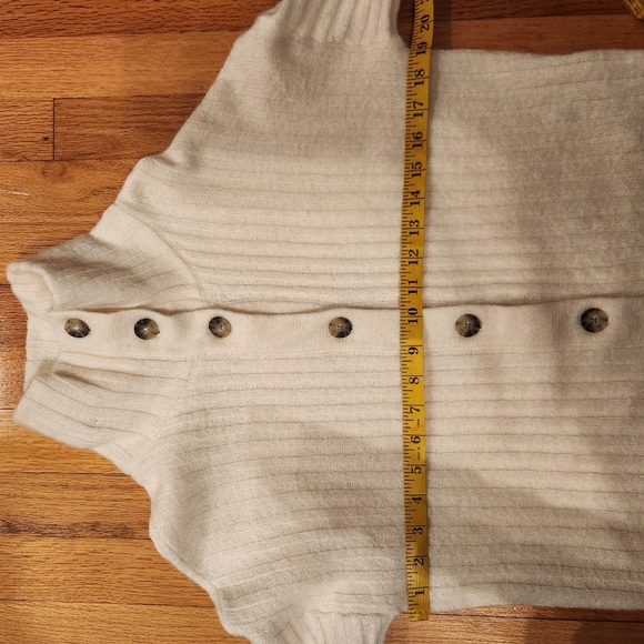 Madewell Niles Wide Rib Collar Cardigan in Cream Size Medium - Picture 13 of 13